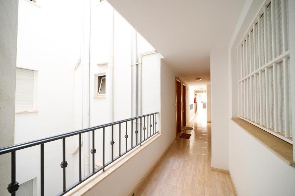 Schoene Wohnung Mit Pool , Wi-Fi Und Privat Garage Торрев'єха Екстер'єр фото