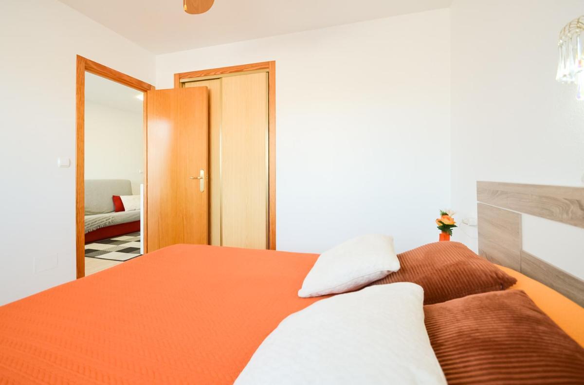 Schoene Wohnung Mit Pool , Wi-Fi Und Privat Garage Торрев'єха Екстер'єр фото
