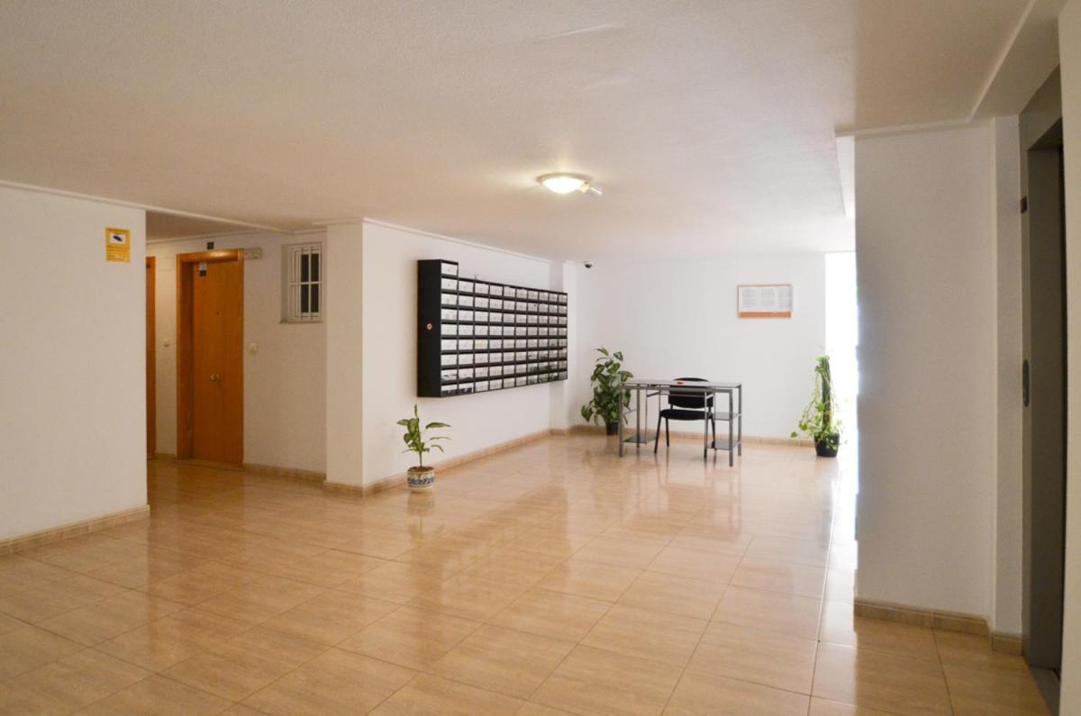 Schoene Wohnung Mit Pool , Wi-Fi Und Privat Garage Торрев'єха Екстер'єр фото